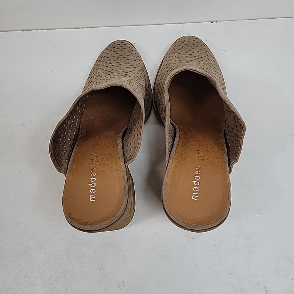 Madden Girl Heeled Mules Perforated Upper Leather Womens Sz 8 M Block 3" Heel - Picture 5 of 7